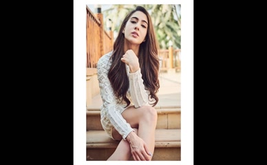 SARA ALI KHAN in Sara Ali Khan Hot Sexy Bold January March 2019