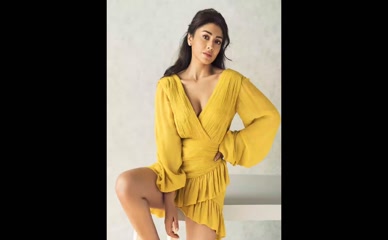 SHRIYA SARAN in Shriya Saran Hot Sexy Bold July   December 2021