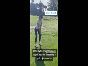 EMMA WATSON in EMMA WATSON PLAYING GOLF AND WORKING ON HER SWING2023