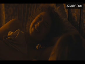 ALEX KINGSTON NUDE/SEXY SCENE IN THE WIDOW