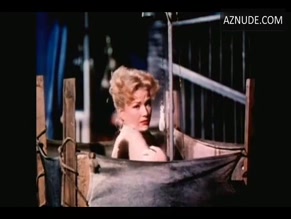 ANNE BAXTER in CARNIVAL STORY(1954)