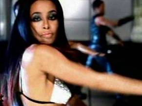 AaliyahSexy in Try Again