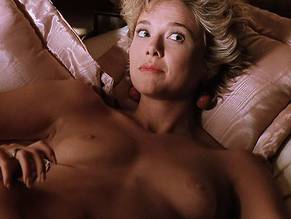 Annette BeningSexy in The Grifters