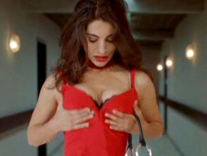 Caterina MurinoSexy in L' amour aux trousses