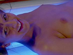 Crystal LoweSexy in Final Destination 3