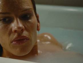 Hilary SwankSexy in The Resident
