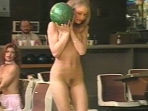 Jacqueline LovellSexy in Nude Bowling Party