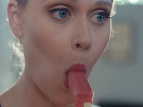 Janet VarneySexy in You're the Worst