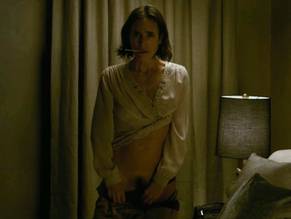 Jennifer ConnellySexy in Shelter