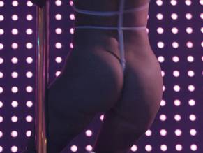 Jennifer LopezSexy in Hustlers