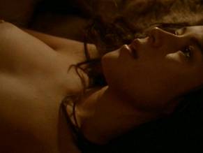 Jennifer TillySexy in Shadow of the Wolf
