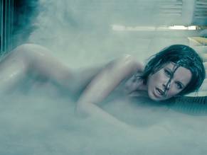 Kate BeckinsaleSexy in Underworld: Awakening
