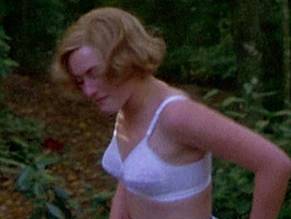 Kate WinsletSexy in Heavenly Creatures