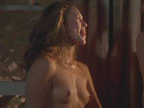 Kathleen TurnerSexy in Body Heat