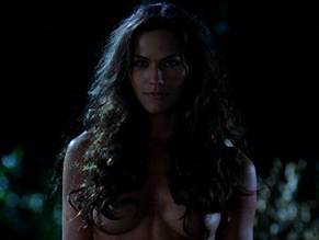 Kelly OvertonSexy in True Blood