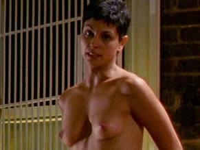 Morena BaccarinSexy in Death in Love