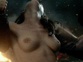 Nancy McCrumbSexy in 300: Rise of an Empire