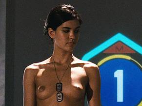 Nicole TupperSexy in Starship Troopers 3