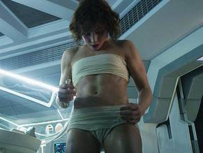 Noomi RapaceSexy in Prometheus