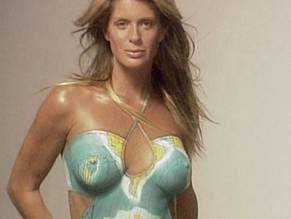 Rachel HunterSexy in Sports Illustrated: Swimsuit 2003