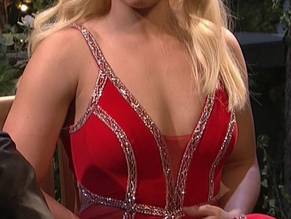 Ronda RouseySexy in Saturday Night Live