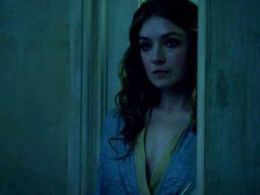 Sarah BolgerSexy in Into the Badlands