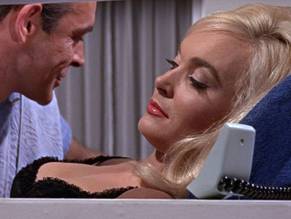 Shirley EatonSexy in Goldfinger