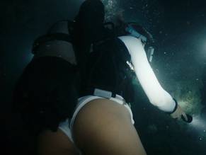 Sistine Rose StalloneSexy in 47 Meters Down: Uncaged