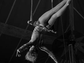 Solveig DommartinSexy in Wings of Desire