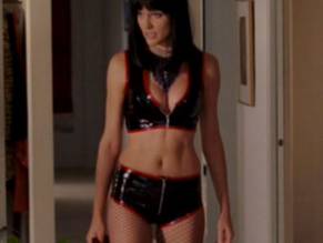 Tricia HelferSexy in Walk All Over Me