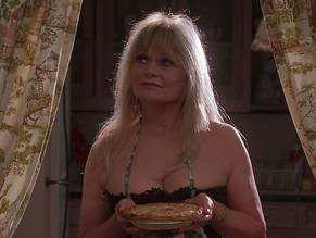 Valerie PerrineSexy in The Amateurs