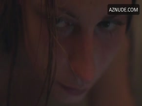 ARIELLE HOLMES NUDE/SEXY SCENE IN HEAVEN KNOWS WHAT