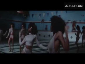 BEYONCE KNOWLES NUDE/SEXY SCENE IN FORMATION