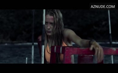 BLAKE LIVELY in The Shallows