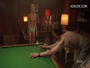 CANDACE KROSLAK NUDE/SEXY SCENE IN AMERICAN PIE PRESENTS THE NAKED MILE