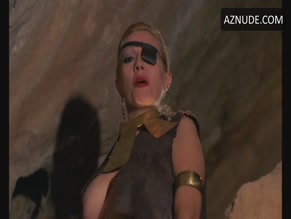 EVA LEON in GOLDEN TEMPLE AMAZONS(1986)