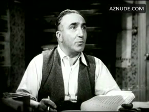 FRANCOISE ARNOUL in L' EPAVE (1949)