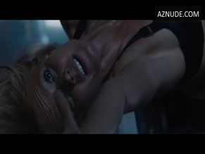 GWYNETH PALTROW NUDE/SEXY SCENE IN IRON MAN 3