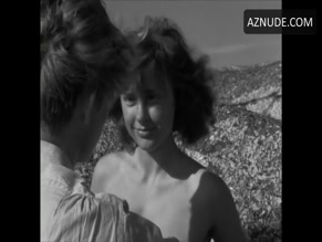 HARRIET ANDERSSON in SUMMER WITH MONIKA (1953)