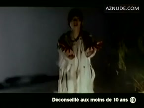 INGRID CHAUVIN in DORMIR AVEC LE DIABLE(2001)