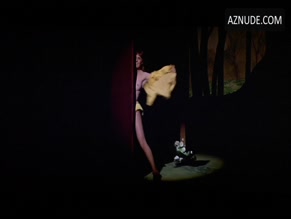 JULIE ANDREWS NUDE/SEXY SCENE IN DARLING LILI