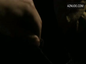JULIETTE BINOCHE NUDE/SEXY SCENE IN LES AMANTS DU PONT-NEUF