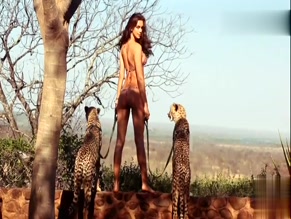 IRINA SHAYK NUDE/SEXY SCENE IN SPORTS ILLUSTRATED: THE MAKING OF SWIMSUIT 2012