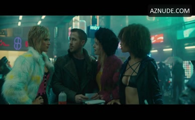 MACKENZIE DAVIS in Blade Runner 2049