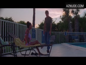 MELA MURDER NUDE/SEXY SCENE IN THE FLORIDA PROJECT