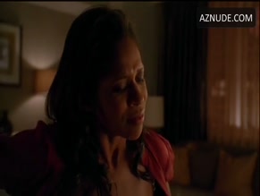 MERRIN DUNGEY in HUNG(2009-2011)