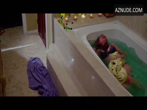 NICOLE D'ANGELO NUDE/SEXY SCENE IN DARLING NIKKI