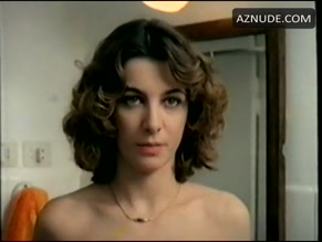 PAOLA MORRA in AMMAZZARE IL TEMPO (1979)