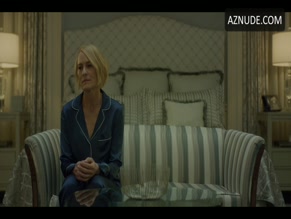 PATRICIA CLARKSON in HOUSE OF CARDS (2013-)