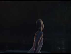 MONIKA MIKOLAJCZAK in NIEPEWNOSC (2024)